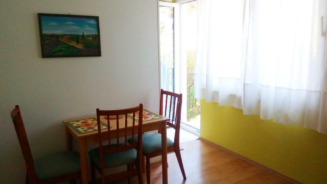Apartmani Komunela Umag Zewnętrze zdjęcie