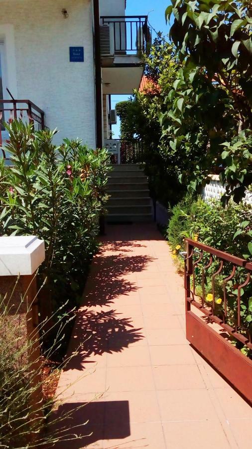 Apartmani Komunela Umag Zewnętrze zdjęcie